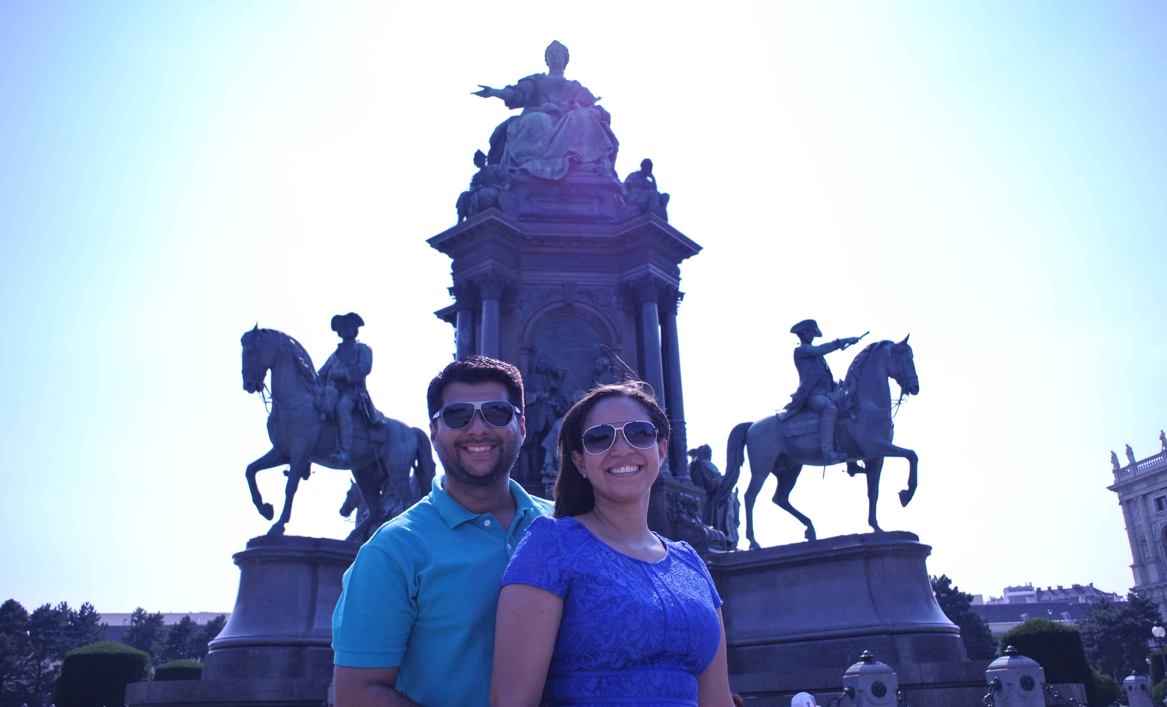 Praça Maria Tereza em Viena