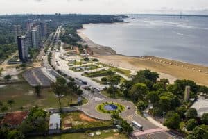 Praia da Ponte Negra em Manaus